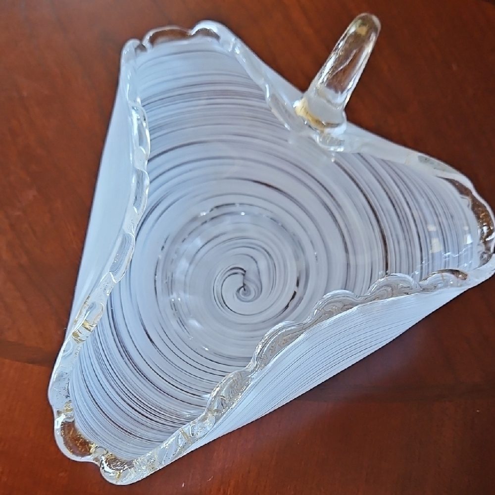 Latticino Swirl Gold-Flecked Ruffled Edge Murano Style Dish, UV Reactive
